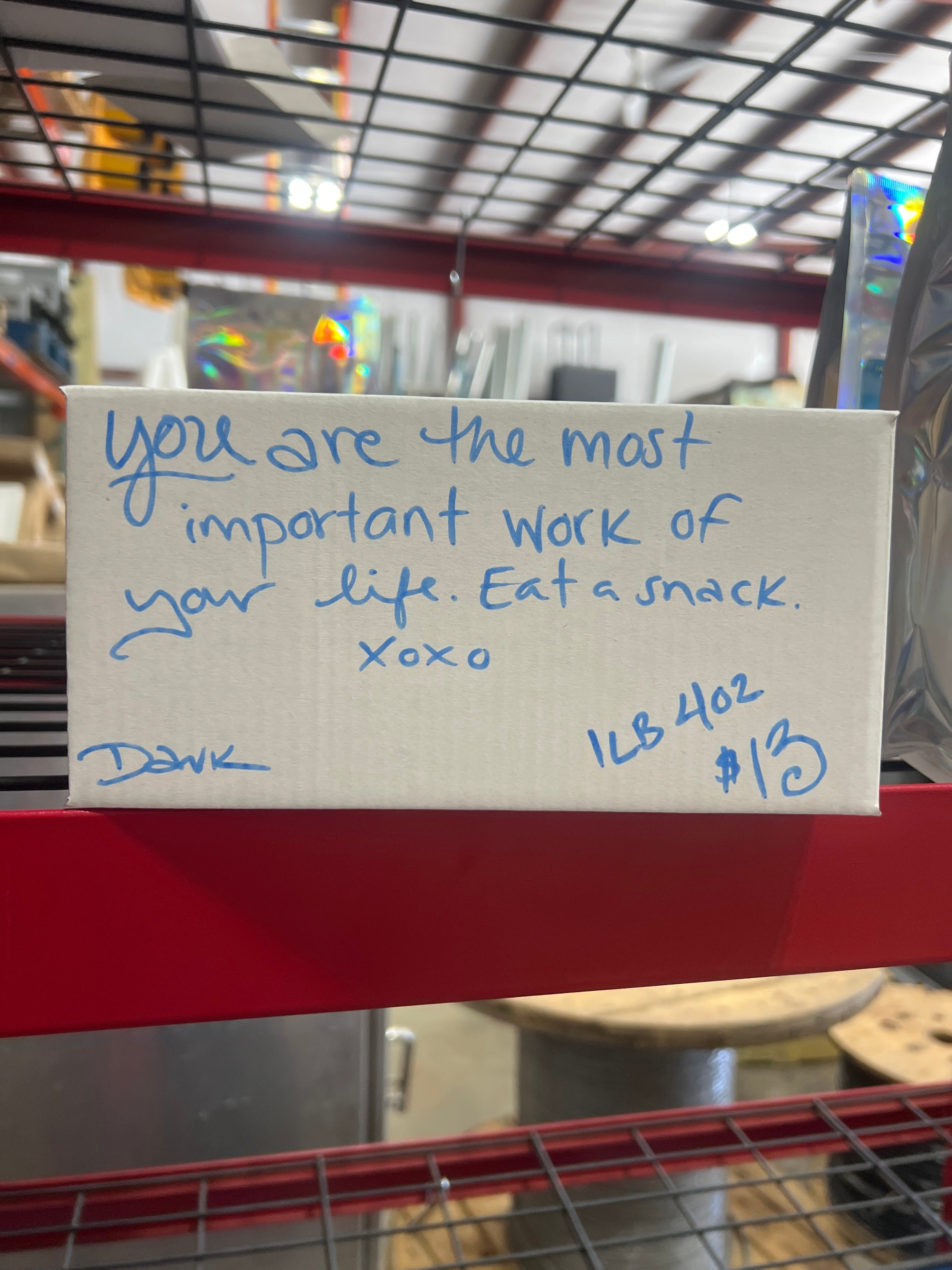 Dark sale box 1lb 4oz